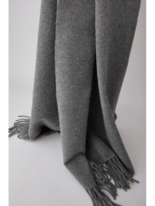 Fringed scarf deep grey melange