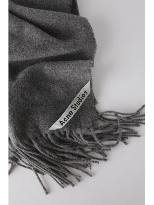 Fringed scarf grey melange